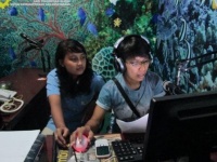 200px-Juni_14_2012_Perempuan_Pelita_2.jpg
